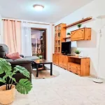 Plaza Galicia Apartment